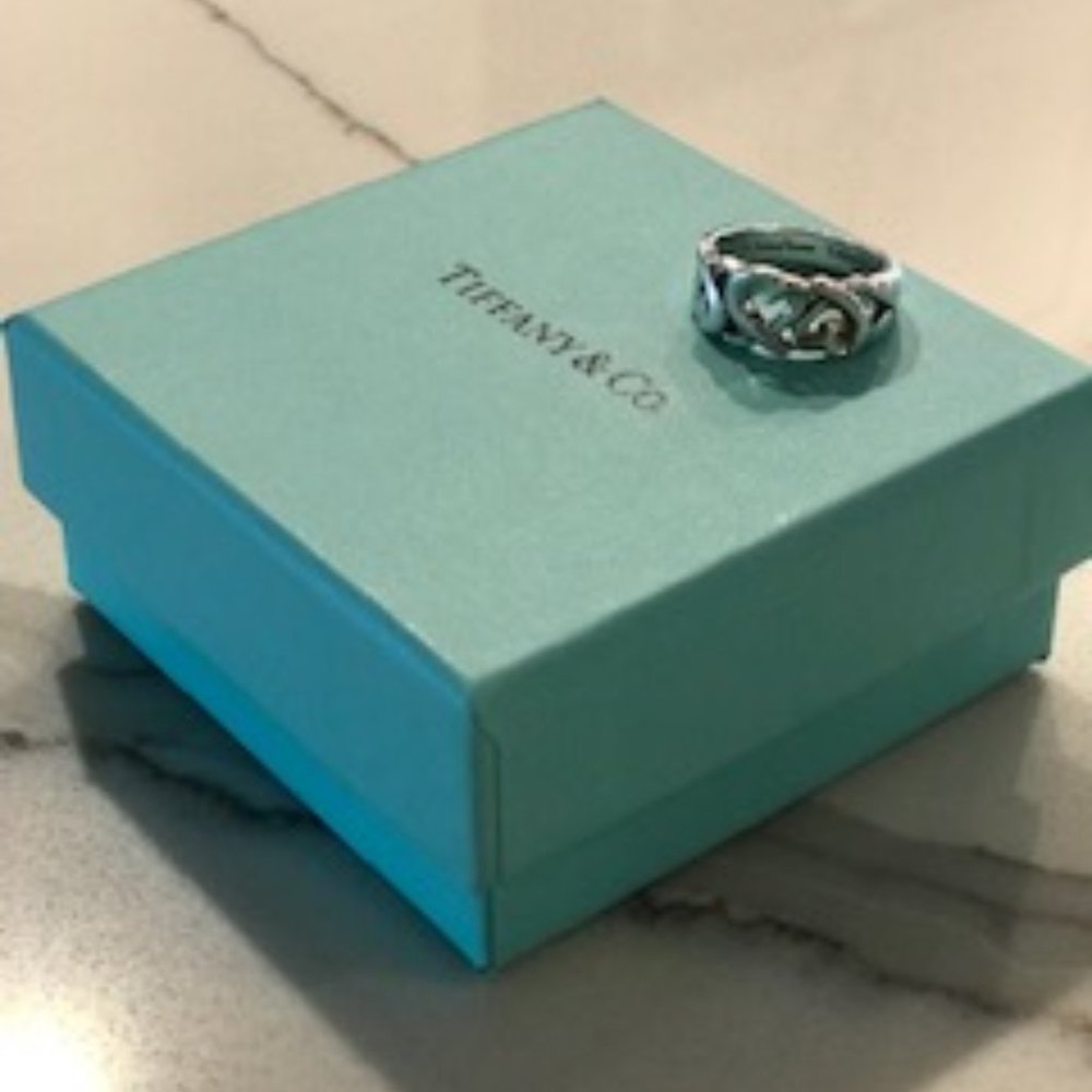 Tiffany Paloma Picasso Loving Heart Band Ring